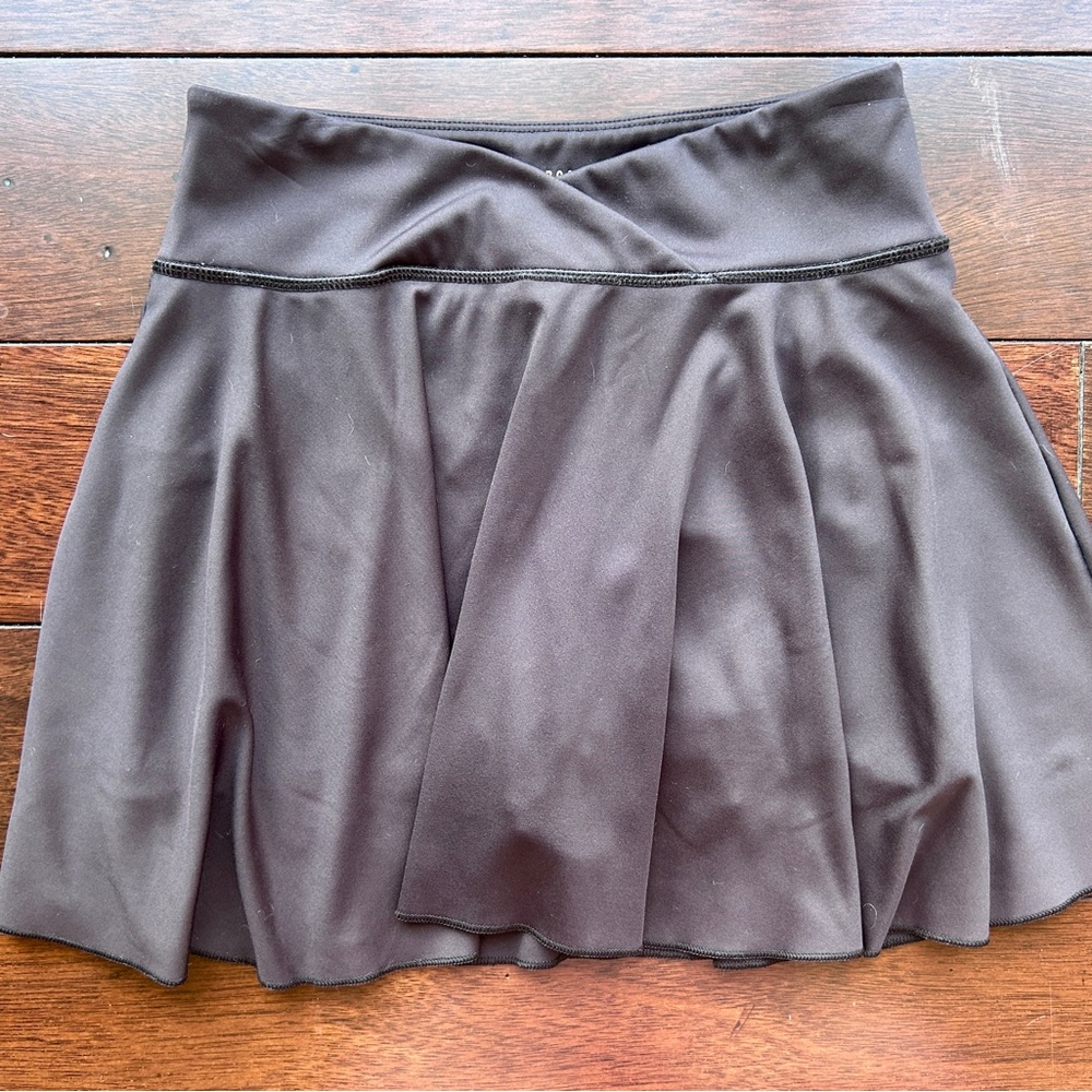 Aeropostale Black Circle Skort with pockets